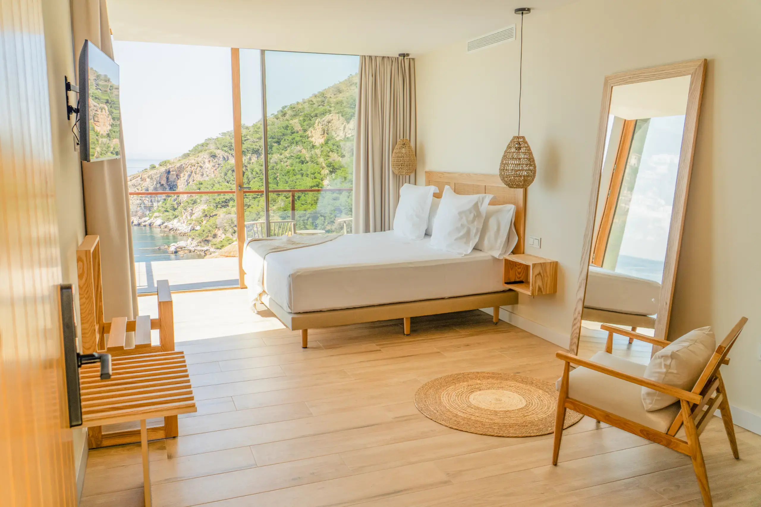 xalima-hyalmacliff-01